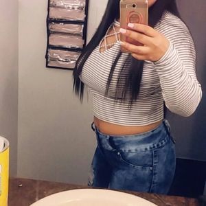 Meet your Posher, Fatima